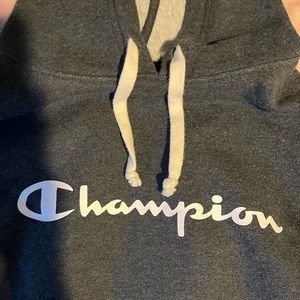 CHAMPION HOODIE